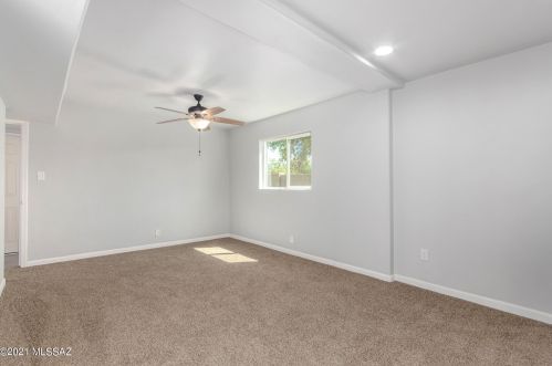 801 Kelso St, Tucson AZ  85705-4127 exterior