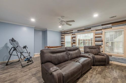 2195 Innsfail Dr, Lithonia GA 30078-5683 exterior