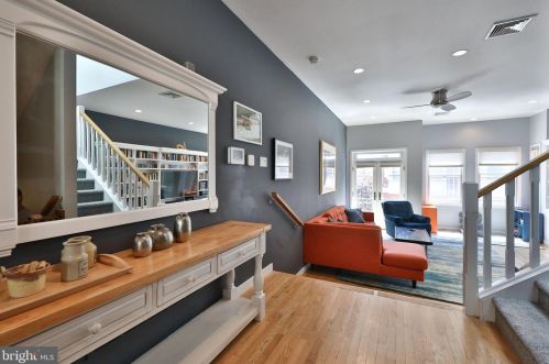 1513 Bainbridge St, Philadelphia PA 19146-2130 exterior