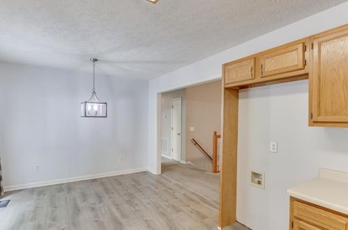 4054 Skyline Dr, Gainesville GA 30501-7662 exterior