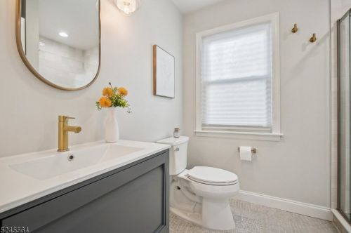 4 Northview Ter, Maplewood NJ  07040-3606 exterior