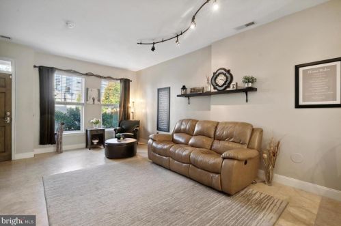 1312 Bainbridge St, Philadelphia PA  19147-1810 exterior