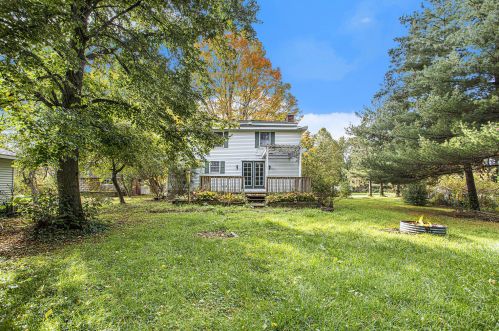 3280 D Ave, Kalamazoo MI  49009-5602 exterior