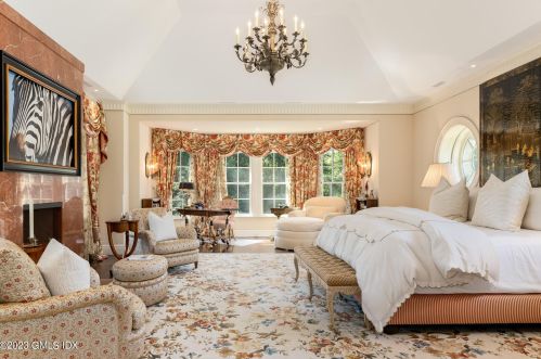 50 Dingletown Rd, Greenwich CT 06830-3539 exterior