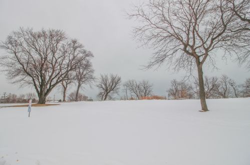 2525 Shore Dr, Milwaukee WI  53207-1973 exterior