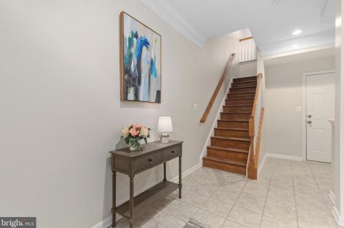 5124 Knapp Pl, Alexandria VA 22304-8637 exterior