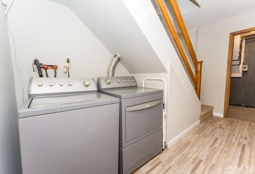 15 Newton Pl, Irvington NJ 07111-1408 exterior