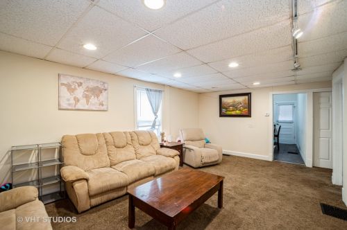 4747 Grace St, Chicago IL  60641-3625 exterior