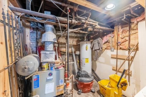 1413 10 Ave, Broadview IL 60153-1537 exterior