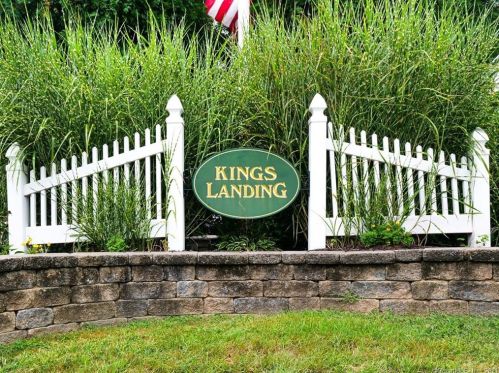 125 Kings Way, Windsor, CT 06095-3570