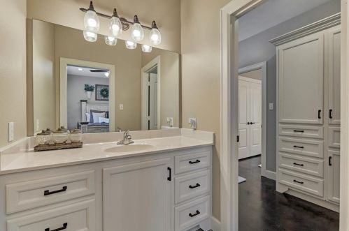 18933 Hbr Side Blvd, Montgomery TX 77356-3224 exterior