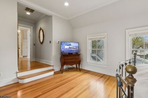 238 Clark St, Westfield NJ 07090-4012 exterior