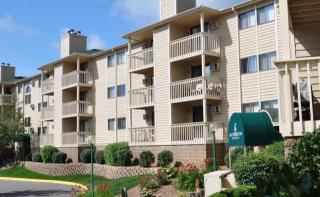 5455 Smetana Dr, Hopkins MN  55343-9699 exterior