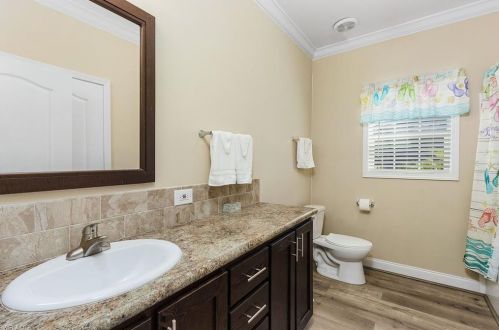 45 Henderson Dr, Naples FL 34114-8232 exterior