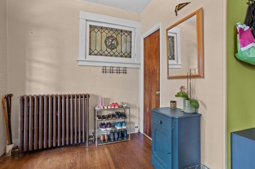 1129 Jancey St, Pittsburgh PA 15206-1326 exterior