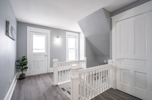 2524 Becher St, Milwaukee WI  53215-2521 exterior