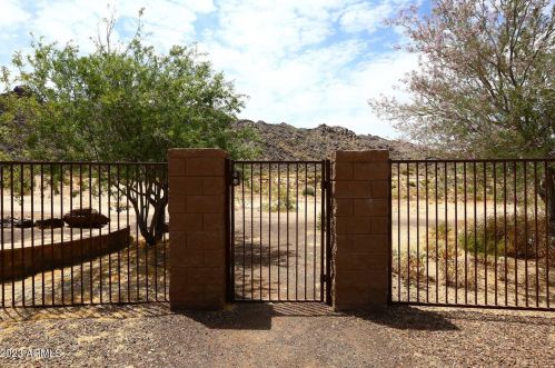 10012 5th St, Phoenix AZ  85042-8311 exterior