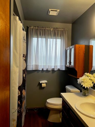 5935 Leisure South Dr, Grand Rapids MI 49548-6857 exterior