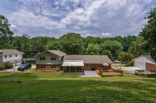 3559 Hidden Acres Dr, Atlanta GA 30340-4449 exterior