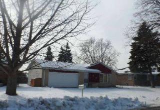 9837 Marion St, Milwaukee, WI 53222-1412