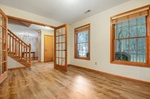 16 Baillon Ln, St Marys Point MN 55043-8714 exterior