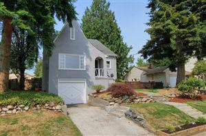 8805 Ashworth Ave, Seattle WA  98103-4022 exterior