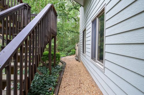 2761 Riverfront Dr, Lithonia GA 30039-8523 exterior