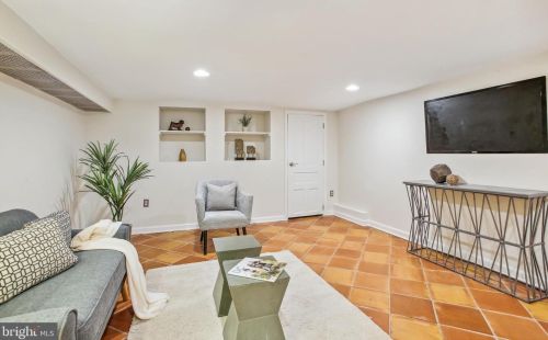 1420 K St, Washington DC 20003-3234 exterior