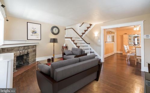 122 Pkwy Ave, Chester PA 19013-5009 exterior