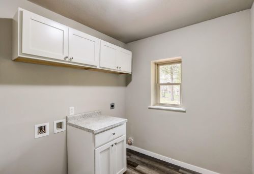 4615 110th St, Milwaukee WI  53225-4411 exterior