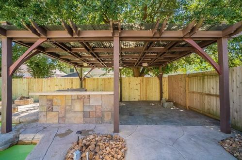 5418 Atascocita Timbers, Humble TX 77346-2690 exterior