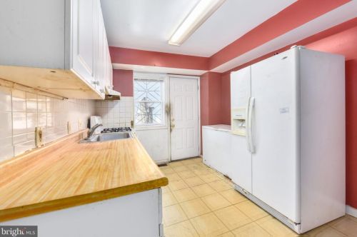 1138 7 St, Washington DC 20002-3652 exterior