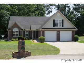 132 Hosta Dr, Raeford, NC 28376-5326