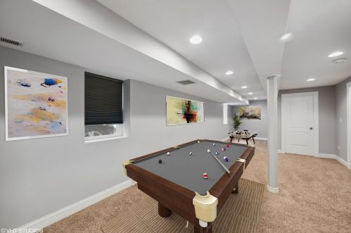 4530 Drake Ave, Chicago IL 60659-2218 exterior