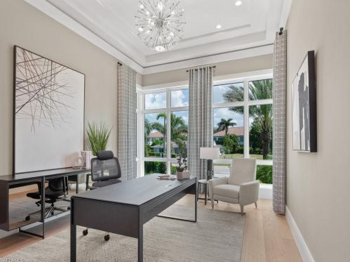 3841 Crayton Rd, Naples FL 34103-3528 exterior