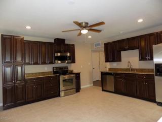 8222 39th Ave, Phoenix AZ  85029-3117 exterior