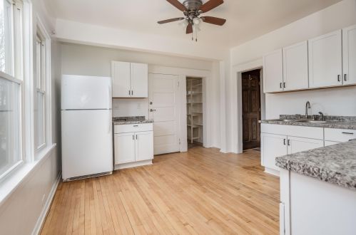 1035 Idaho St, Milwaukee WI 53207-2409 exterior