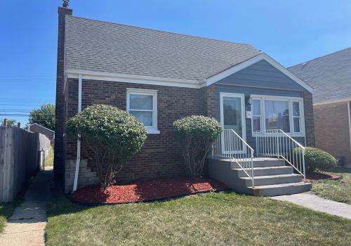 13247 Avenue, Chicago, IL 60633-1417