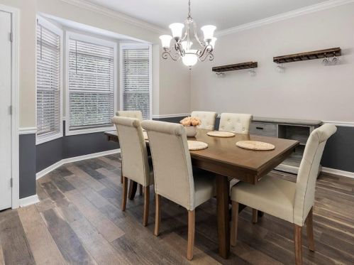 8474 Lake Dr, Lithonia GA  30039-6562 exterior