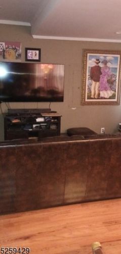 15 John St, West Milford Lakes NJ 07480-2138 exterior