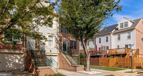3002 Colonial Springs Ct, Alexandria, VA 22306-2856