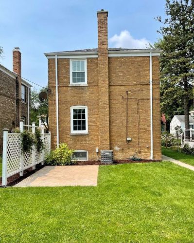 3731 Morton Ave, Brookfield, IL 60513-1524