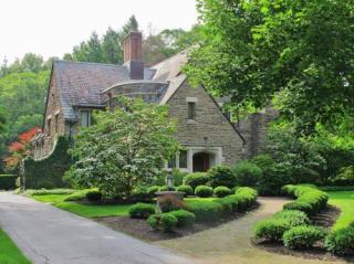 151 Ambassador Dr, Rochester, NY 14610-3461