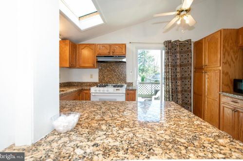 442 Lynwood Ave, Trenton NJ 08609-1711 exterior