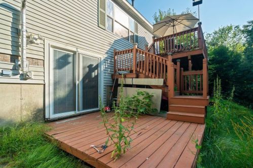 24 Bennett Way, Newmarket NH 03857-2341 exterior