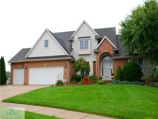 3201 Trisha Cir, Dewitt, MI 48820-7760