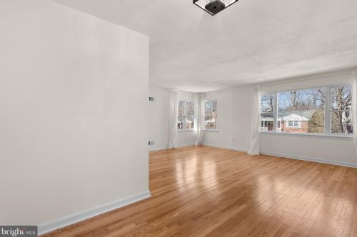 113 Whitmoor Ter, Silver Spring MD  20901-1520 exterior