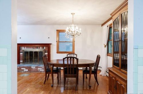 41 Waterman St, Killingly CT 06239-4241 exterior