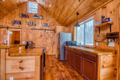 67 Riverhill Ave, Concord NH  03303-1542 exterior