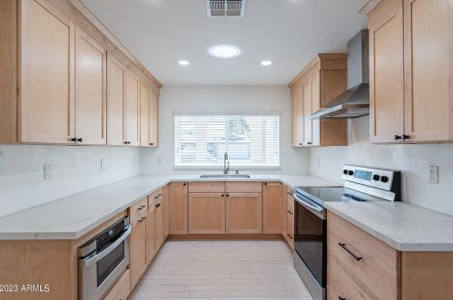 2604 Summit Pl, Chandler AZ 85224-1036 exterior